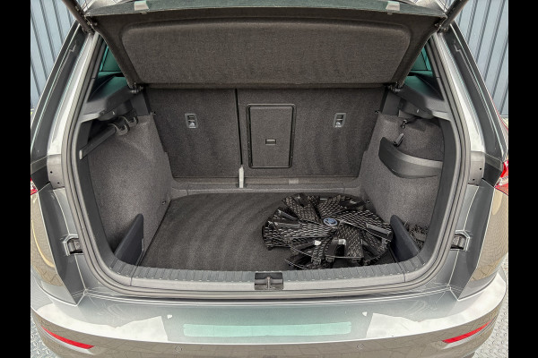 Škoda Karoq 1.5 TSI ACT Sportline Business | Panodak | Trekhaak wegkl. | 360 Camera | 19'' | Elk. A-klep | Prijs Rijklaar!! Škoda Karoq 1.5 TSI ACT Sportline Business | Panodak | Trekhaak wegkl. | 360 Camera | 19'' | Elk. A-klep | Prijs Rijklaar!!