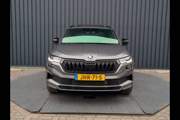 Škoda Karoq 1.5 TSI ACT Sportline Business | Panodak | Trekhaak wegkl. | 360 Camera | 19'' | Elk. A-klep | Prijs Rijklaar!! Škoda Karoq 1.5 TSI ACT Sportline Business | Panodak | Trekhaak wegkl. | 360 Camera | 19'' | Elk. A-klep | Prijs Rijklaar!!