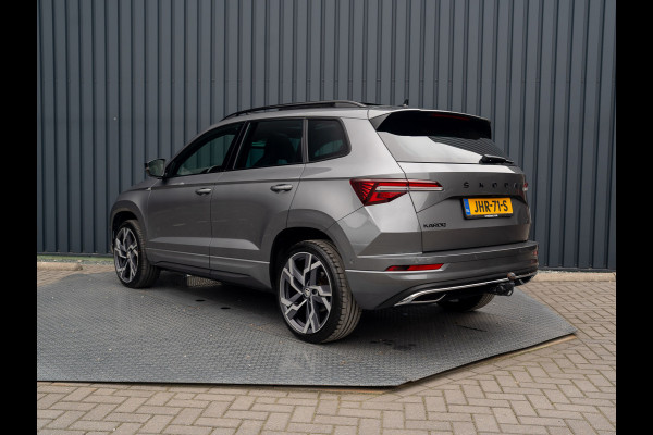Škoda Karoq 1.5 TSI ACT Sportline Business | Panodak | Trekhaak wegkl. | 360 Camera | 19'' | Elk. A-klep | Prijs Rijklaar!! Škoda Karoq 1.5 TSI ACT Sportline Business | Panodak | Trekhaak wegkl. | 360 Camera | 19'' | Elk. A-klep | Prijs Rijklaar!!