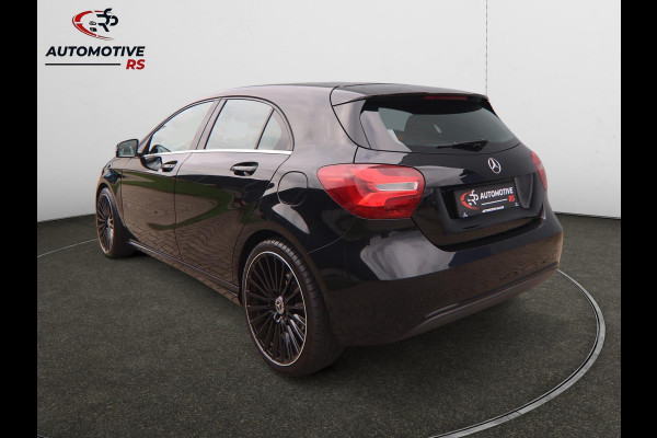 Mercedes-Benz A-Klasse 180 Business Solution AMG Aut.|19 Inch Camera Cruise Control led koplampen Navigatie Carplay & Android Auto Mercedes-Benz A-Klasse 180 Business Solution AMG Aut.|19 Inch Camera Cruise Control led koplampen Navigatie Carplay & Android Auto