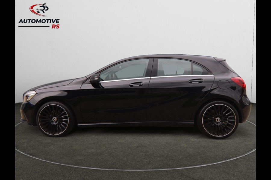 Mercedes-Benz A-Klasse 180 Business Solution AMG Aut.|19 Inch Camera Cruise Control led koplampen Navigatie Carplay & Android Auto Mercedes-Benz A-Klasse 180 Business Solution AMG Aut.|19 Inch Camera Cruise Control led koplampen Navigatie Carplay & Android Auto
