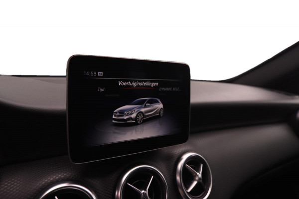 Mercedes-Benz A-Klasse 180 Business Solution AMG Aut.|19 Inch Camera Cruise Control led koplampen Navigatie Carplay & Android Auto Mercedes-Benz A-Klasse 180 Business Solution AMG Aut.|19 Inch Camera Cruise Control led koplampen Navigatie Carplay & Android Auto