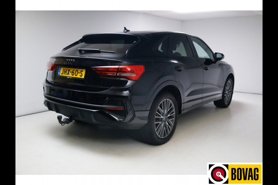 Audi Q3 Sportback 45 TFSI e S Edition 245 PK | 2x Sline | Panoramadak | Trekhaak elec. | Sonos audio | Navigatie, Cruise, PDC V+ A, App. connect. Audi Q3 Sportback 45 TFSI e S Edition 245 PK | 2x Sline | Panoramadak | Trekhaak elec. | Sonos audio | Navigatie, Cruise, PDC V+ A, App. connect.