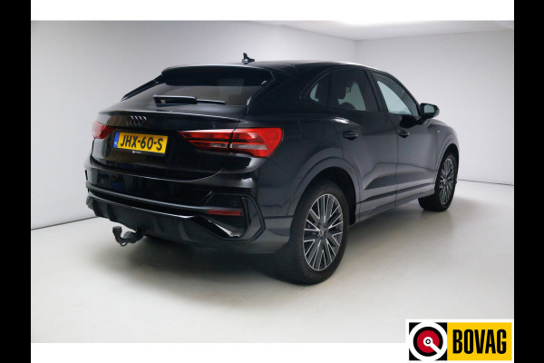 Audi Q3 Sportback 45 TFSI e S Edition 245 PK | 2x Sline | Panoramadak | Trekhaak elec. | Sonos audio | Navigatie, Cruise, PDC V+ A, App. connect. Audi Q3 Sportback 45 TFSI e S Edition 245 PK | 2x Sline | Panoramadak | Trekhaak elec. | Sonos audio | Navigatie, Cruise, PDC V+ A, App. connect.