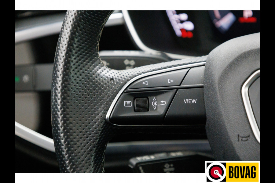 Audi Q3 Sportback 45 TFSI e S Edition 245 PK | 2x Sline | Panoramadak | Trekhaak elec. | Sonos audio | Navigatie, Cruise, PDC V+ A, App. connect. Audi Q3 Sportback 45 TFSI e S Edition 245 PK | 2x Sline | Panoramadak | Trekhaak elec. | Sonos audio | Navigatie, Cruise, PDC V+ A, App. connect.