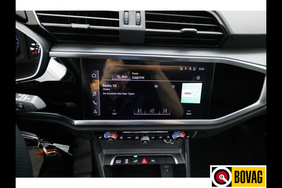 Audi Q3 Sportback 45 TFSI e S Edition 245 PK | 2x Sline | Panoramadak | Trekhaak elec. | Sonos audio | Navigatie, Cruise, PDC V+ A, App. connect. Audi Q3 Sportback 45 TFSI e S Edition 245 PK | 2x Sline | Panoramadak | Trekhaak elec. | Sonos audio | Navigatie, Cruise, PDC V+ A, App. connect.
