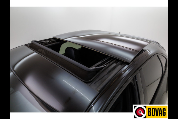 Audi Q3 Sportback 45 TFSI e S Edition 245 PK | 2x Sline | Panoramadak | Trekhaak elec. | Sonos audio | Navigatie, Cruise, PDC V+ A, App. connect. Audi Q3 Sportback 45 TFSI e S Edition 245 PK | 2x Sline | Panoramadak | Trekhaak elec. | Sonos audio | Navigatie, Cruise, PDC V+ A, App. connect.