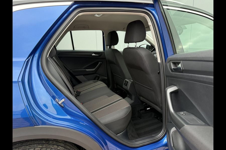 Volkswagen T-Roc 1.0 TSI 116pk Style | ACC | Full Led | Trekhaak