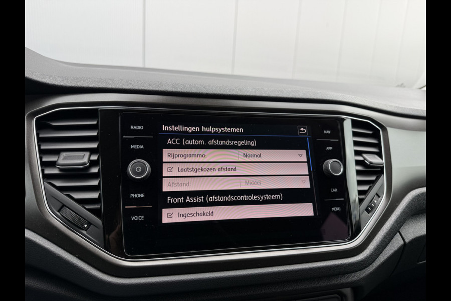 Volkswagen T-Roc 1.0 TSI 116pk Style | ACC | Full Led | Trekhaak