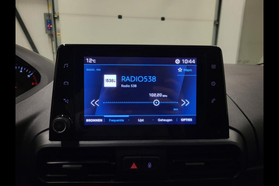 Peugeot Partner 1.5 BlueHDI 100pk Euro 6! Peugeot Partner 1.5 BlueHDI 100pk Euro 6!