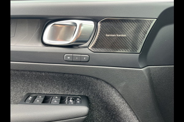 Volvo XC40 1.5 T4 Plug-in hybrid Plus Dark | Adaptieve cruise | Harman Kardon | Memory | Blis |