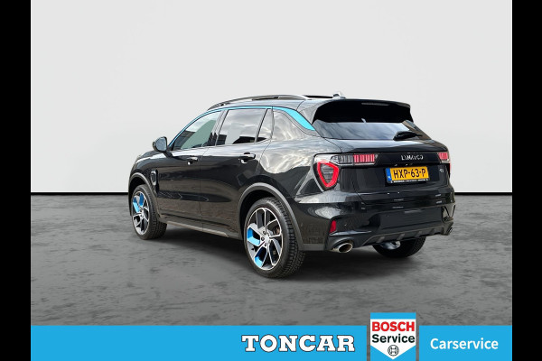 Lynk & Co 01 1.5 Plug in Hybrid 261pk | SkyRoof | 360° Camera | Climate Pack | Pilot Assist | Park Assist | Carplay Android auto