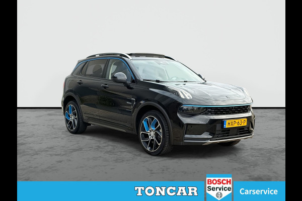Lynk & Co 01 1.5 Plug in Hybrid 261pk | SkyRoof | 360° Camera | Climate Pack | Pilot Assist | Park Assist | Carplay Android auto