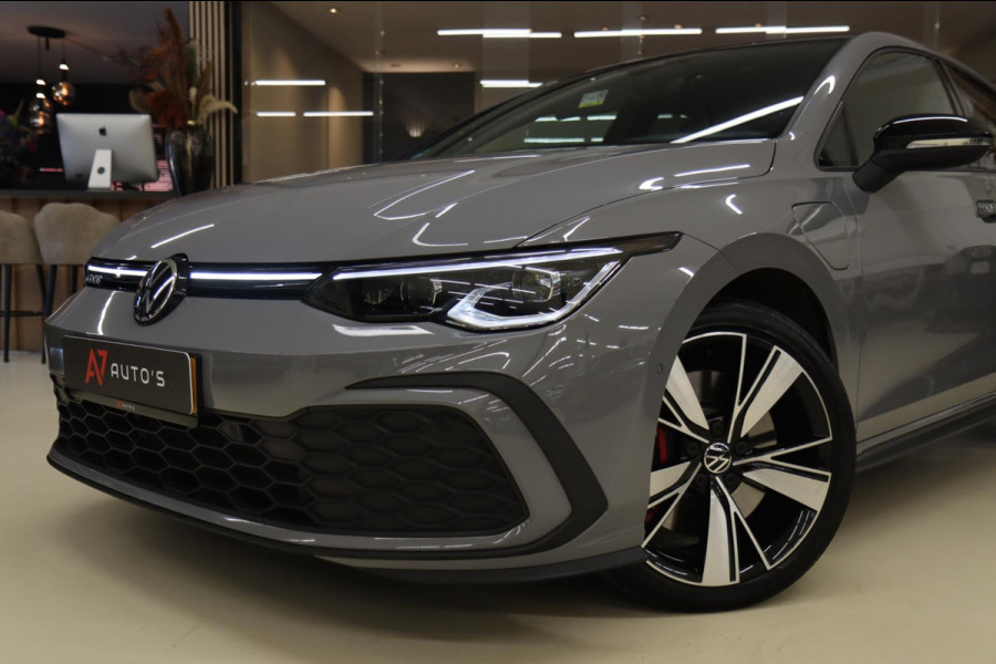 Volkswagen Golf 1.4 eHybrid GTE / HEADUP/PANO/IQLIGHT/CAM/CARPLAY/VOL Volkswagen Golf 1.4 eHybrid GTE / HEADUP/PANO/IQLIGHT/CAM/CARPLAY/VOL