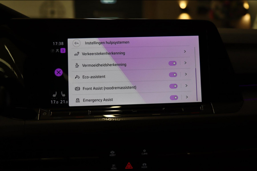 Volkswagen Golf 1.4 eHybrid GTE / HEADUP/PANO/IQLIGHT/CAM/CARPLAY/VOL Volkswagen Golf 1.4 eHybrid GTE / HEADUP/PANO/IQLIGHT/CAM/CARPLAY/VOL