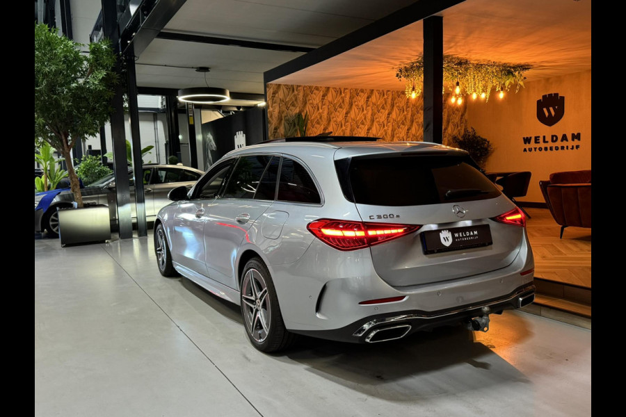 Mercedes-Benz C-Klasse Estate 300 e AMG Line Garantie Trekhaak Massage Pano Ambient 360 Blindspot Elek Achterklep StoelVW Rijklaar