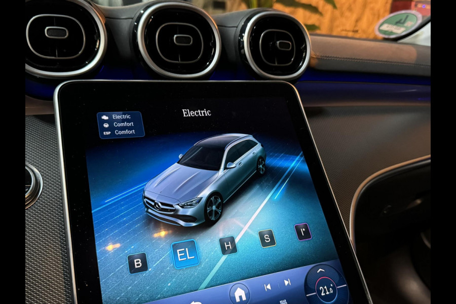 Mercedes-Benz C-Klasse Estate 300 e AMG Line Garantie Trekhaak Massage Pano Ambient 360 Blindspot Elek Achterklep StoelVW Rijklaar