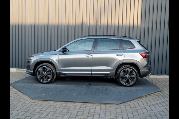 Škoda Karoq 1.5 TSI 150Pk ACT Sportline Business | Trekhaak wegkl. | Elk. A-klep | Camera | Keyless | Adapt. Cr. | Prijs Rijklaar!!