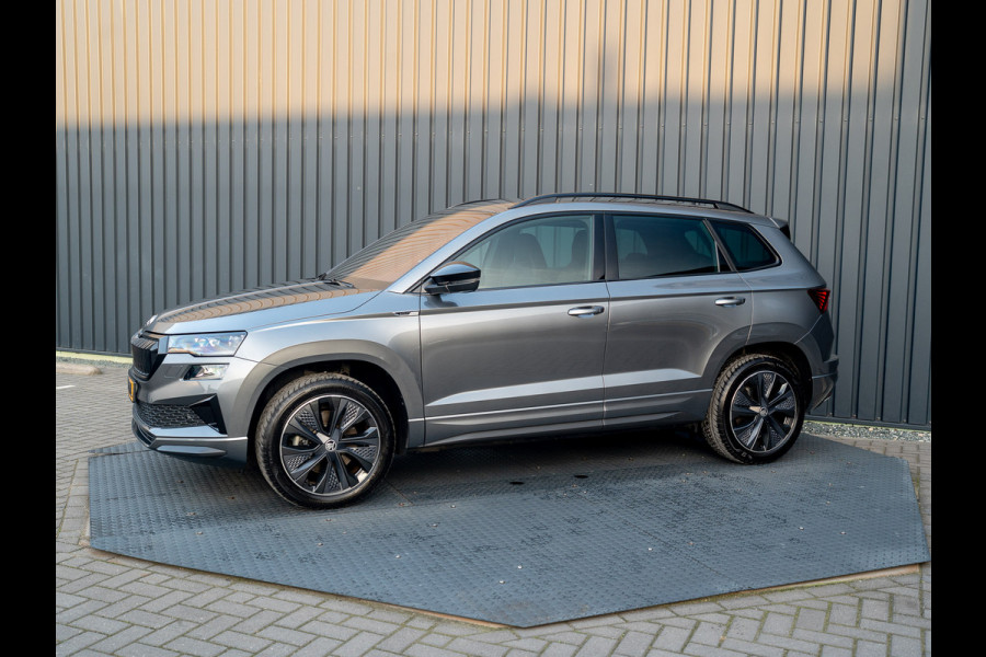Škoda Karoq 1.5 TSI 150Pk ACT Sportline Business | Trekhaak wegkl. | Elk. A-klep | Camera | Keyless | Adapt. Cr. | Prijs Rijklaar!!