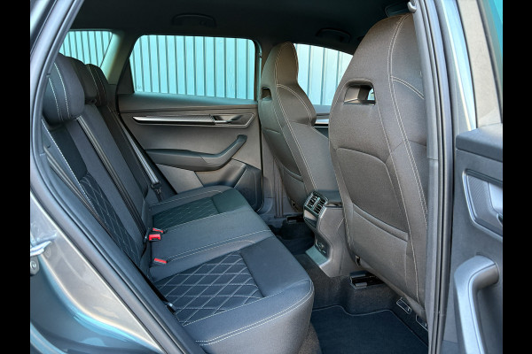 Škoda Karoq 1.5 TSI 150Pk ACT Sportline Business | Trekhaak wegkl. | Elk. A-klep | Camera | Keyless | Adapt. Cr. | Prijs Rijklaar!!