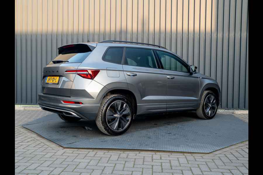 Škoda Karoq 1.5 TSI 150Pk ACT Sportline Business | Trekhaak wegkl. | Elk. A-klep | Camera | Keyless | Adapt. Cr. | Prijs Rijklaar!!