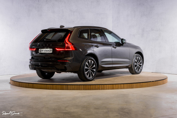 Volvo XC60 2.0 B4 R-Design | Harman Kardon | Adaptieve cruise | Memory | Achterbank verwarmd |