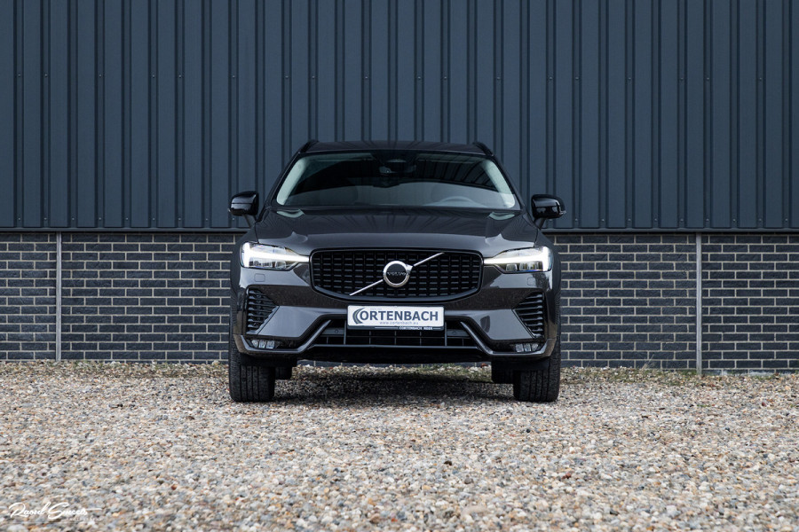 Volvo XC60 2.0 B4 R-Design | Harman Kardon | Adaptieve cruise | Memory | Achterbank verwarmd |