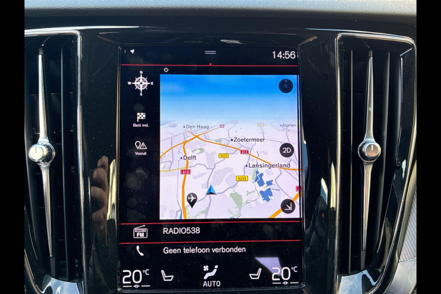 Volvo V60 2.0 T6 Recharge AWD R-Design 341PK! | Stoel- stuurverwarming | Lederen Sportstoelen | Park Assist | Adapt Cruise Control Volvo V60 2.0 T6 Recharge AWD R-Design 341PK! | Stoel- stuurverwarming | Lederen Sportstoelen | Park Assist | Adapt Cruise Control