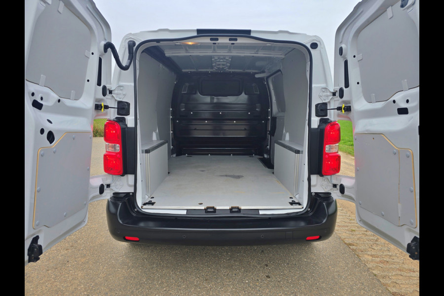 Opel Vivaro 1.5 Diesel L2 H1 - 120 Pk - Euro 6 - Airco - Cruise Control Opel Vivaro 1.5 Diesel L2 H1 - 120 Pk - Euro 6 - Airco - Cruise Control