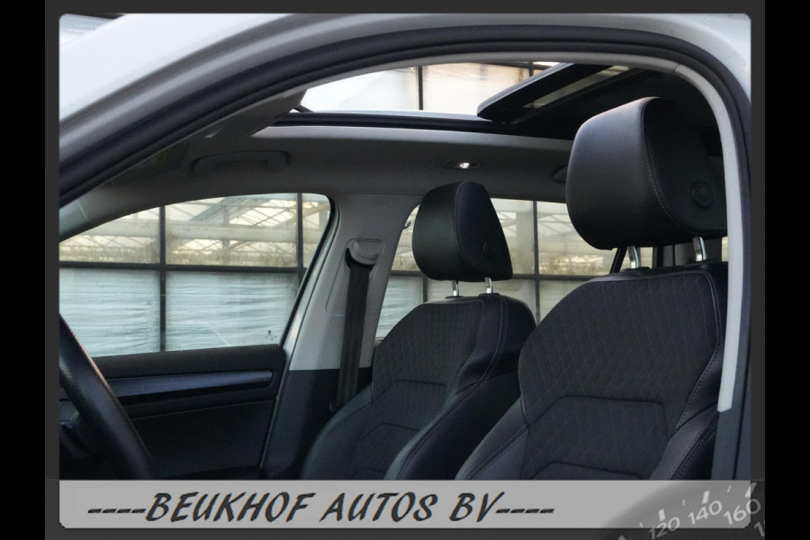 Škoda Kodiaq 1.5 TSI Business 7 Persoon Pano Trekhaak Cam Škoda Kodiaq 1.5 TSI Business 7 Persoon Pano Trekhaak Cam