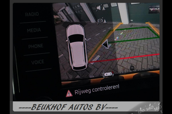 Škoda Kodiaq 1.5 TSI Business 7 Persoon Pano Trekhaak Cam Škoda Kodiaq 1.5 TSI Business 7 Persoon Pano Trekhaak Cam