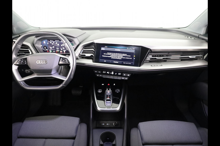 Audi Q4 e-tron 40 Launch edition Advanced 77 kWh 204 pk | Navigatie | Warmtepomp | Parkeersensoren | Achteruitrijcamera | Adaptieve cruise control | Stoelverwarming |