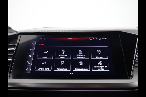 Audi Q4 e-tron 40 Launch edition Advanced 77 kWh 204 pk | Navigatie | Warmtepomp | Parkeersensoren | Achteruitrijcamera | Adaptieve cruise control | Stoelverwarming |