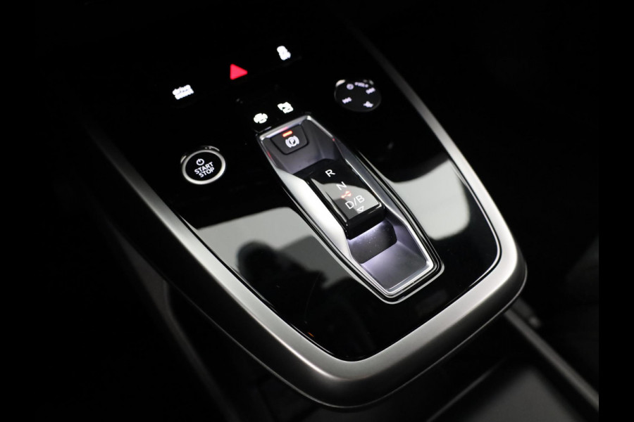 Audi Q4 e-tron 40 Launch edition Advanced 77 kWh 204 pk | Navigatie | Warmtepomp | Parkeersensoren | Achteruitrijcamera | Adaptieve cruise control | Stoelverwarming |