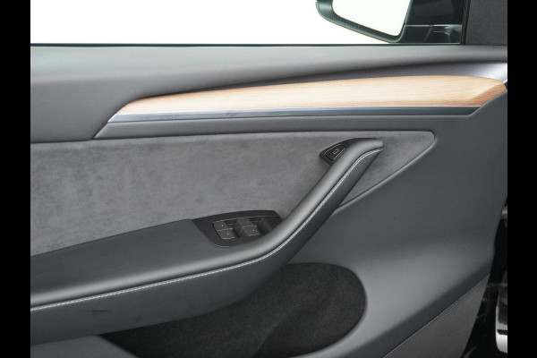 Tesla Model Y Performance AWD 75 kWh FULL SELF -DRIVE FSD | TELSA GARANTIE VOLLEDIG T/M 06-2026/80.000KM | AANDRIJFLIJN EN ACCU T/M 06-2030/192.000KM
