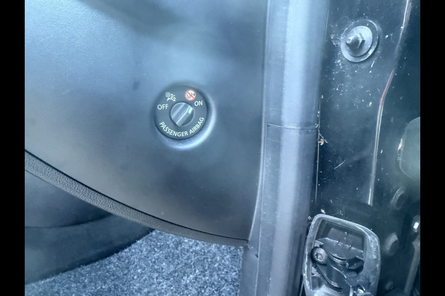 Renault Clio 0.9 TCe 90 PK | Intens | Navigatie |