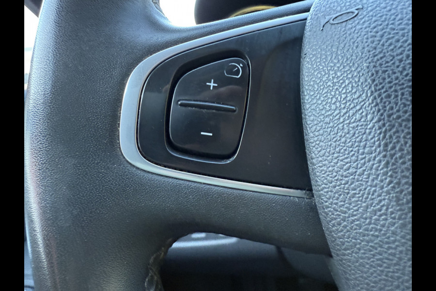 Renault Clio 0.9 TCe 90 PK | Intens | Navigatie |