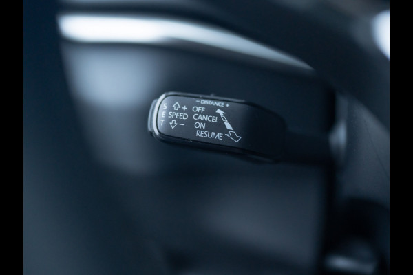 Škoda Karoq 1.5 TSI ACT Business Edition Plus | Keyless | Camera | Elk. A-klep | Adapt. Cr. | Prijs Rijklaar!!