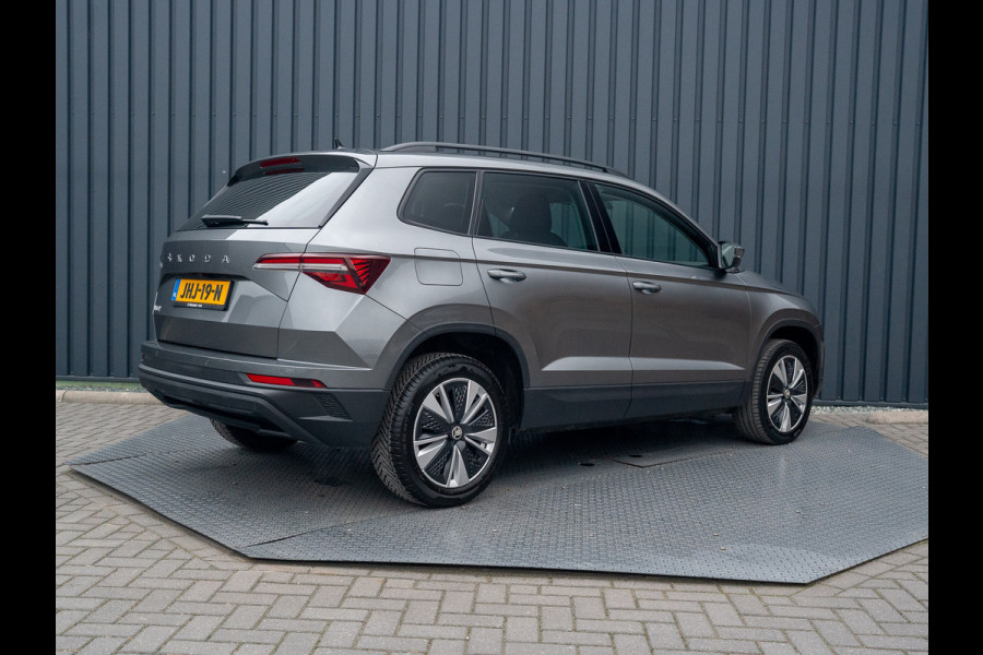 Škoda Karoq 1.5 TSI ACT Business Edition Plus | Keyless | Camera | Elk. A-klep | Adapt. Cr. | Prijs Rijklaar!!