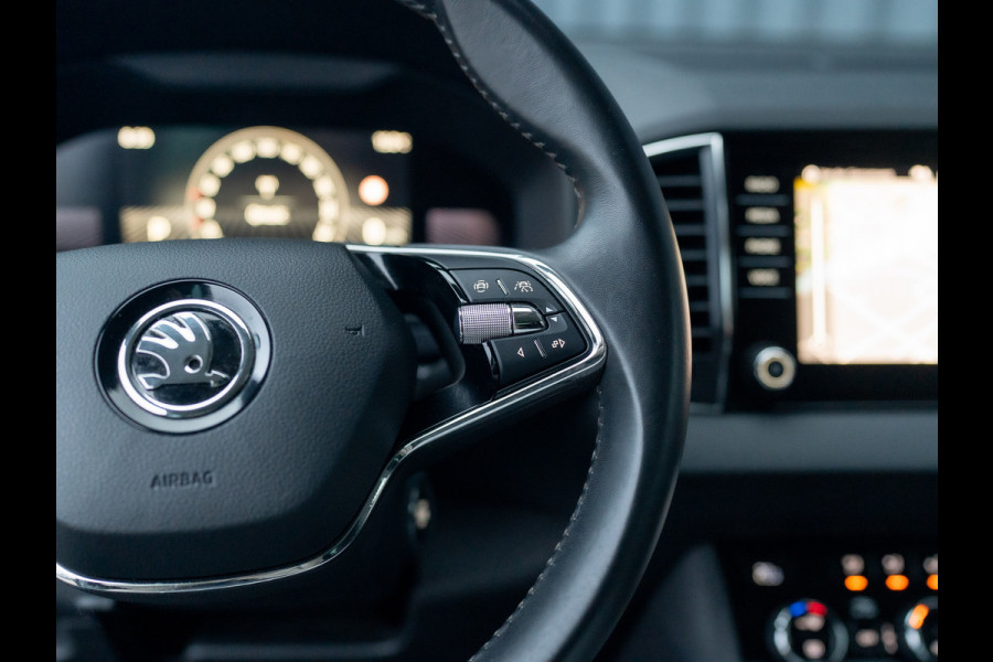 Škoda Karoq 1.5 TSI ACT Business Edition Plus | Keyless | Camera | Elk. A-klep | Adapt. Cr. | Prijs Rijklaar!!