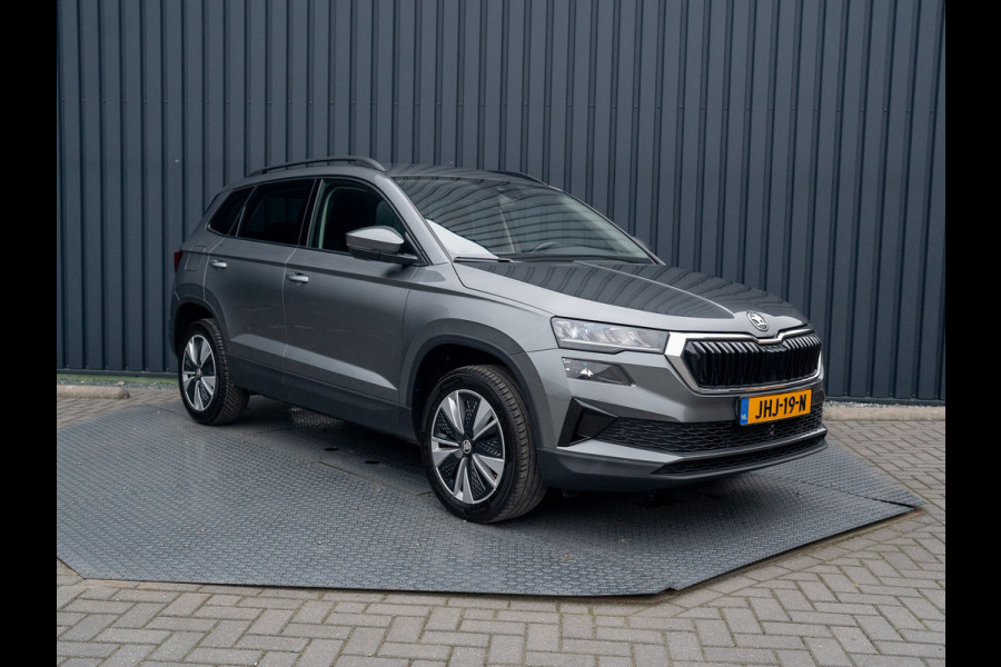 Škoda Karoq 1.5 TSI ACT Business Edition Plus | Keyless | Camera | Elk. A-klep | Adapt. Cr. | Prijs Rijklaar!!