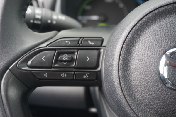 Mazda 2 Hybrid 116PK Centre Line AUTOMAAT ADAPTIVE | CARPLAY | STOELVERWARMING Mazda 2 Hybrid 116PK Centre Line AUTOMAAT ADAPTIVE | CARPLAY | STOELVERWARMING