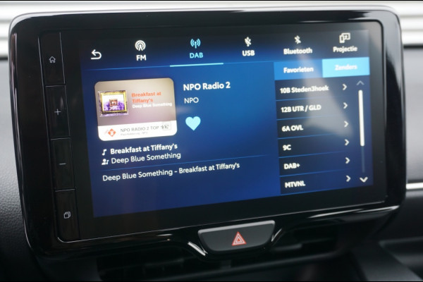 Mazda 2 Hybrid 116PK Centre Line AUTOMAAT ADAPTIVE | CARPLAY | STOELVERWARMING Mazda 2 Hybrid 116PK Centre Line AUTOMAAT ADAPTIVE | CARPLAY | STOELVERWARMING