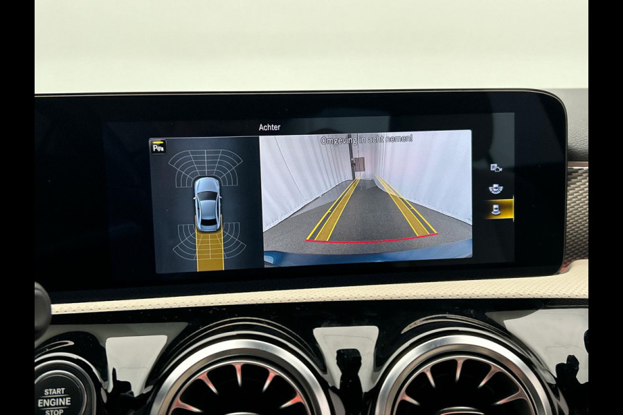 Mercedes-Benz A-Klasse 250 e Business Solution Widescreen Leder Stoelverwarming Apple/Carplay