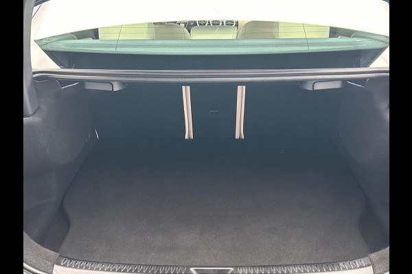 Mercedes-Benz A-Klasse 250 e Business Solution Widescreen Leder Stoelverwarming Apple/Carplay