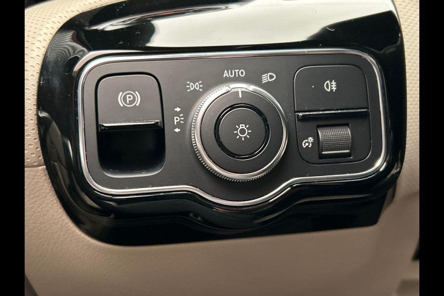 Mercedes-Benz A-Klasse 250 e Business Solution Widescreen Leder Stoelverwarming Apple/Carplay
