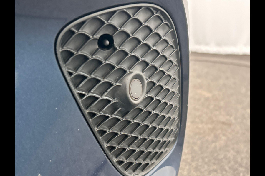 Mercedes-Benz A-Klasse 250 e Business Solution Widescreen Leder Stoelverwarming Apple/Carplay