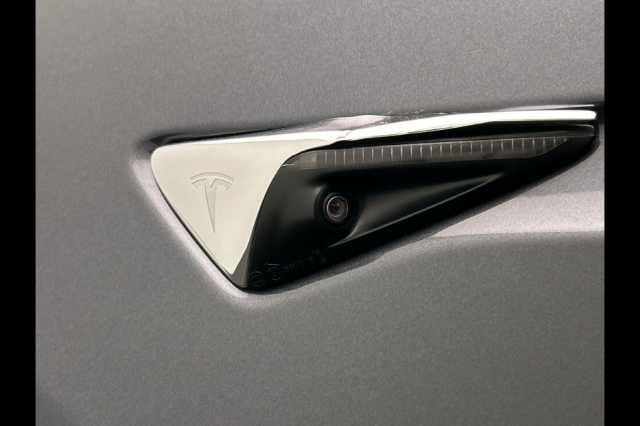 Tesla Model X 75D Base 7 - Persoons * Origineel Nederlands * Trekhaak Autopilot Leder Stoel/Stuur Verwarming Tesla Model X 75D Base 7 - Persoons * Origineel Nederlands * Trekhaak Autopilot Leder Stoel/Stuur Verwarming