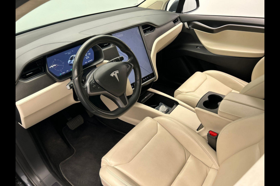 Tesla Model X 75D Base 7 - Persoons * Origineel Nederlands * Trekhaak Autopilot Leder Stoel/Stuur Verwarming Tesla Model X 75D Base 7 - Persoons * Origineel Nederlands * Trekhaak Autopilot Leder Stoel/Stuur Verwarming