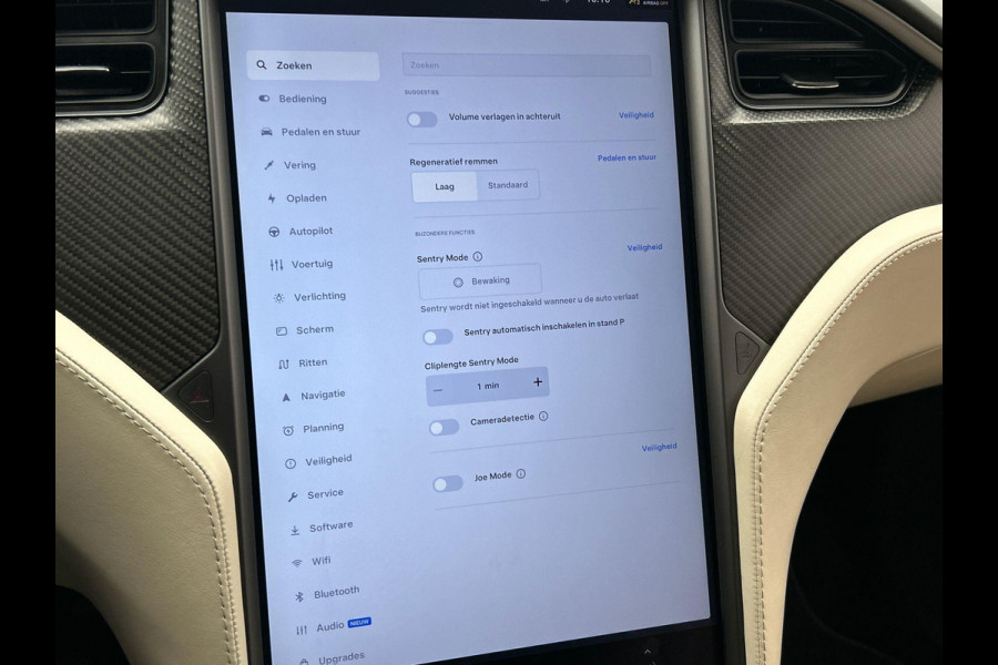 Tesla Model X 75D Base 7 - Persoons * Origineel Nederlands * Trekhaak Autopilot Leder Stoel/Stuur Verwarming Tesla Model X 75D Base 7 - Persoons * Origineel Nederlands * Trekhaak Autopilot Leder Stoel/Stuur Verwarming